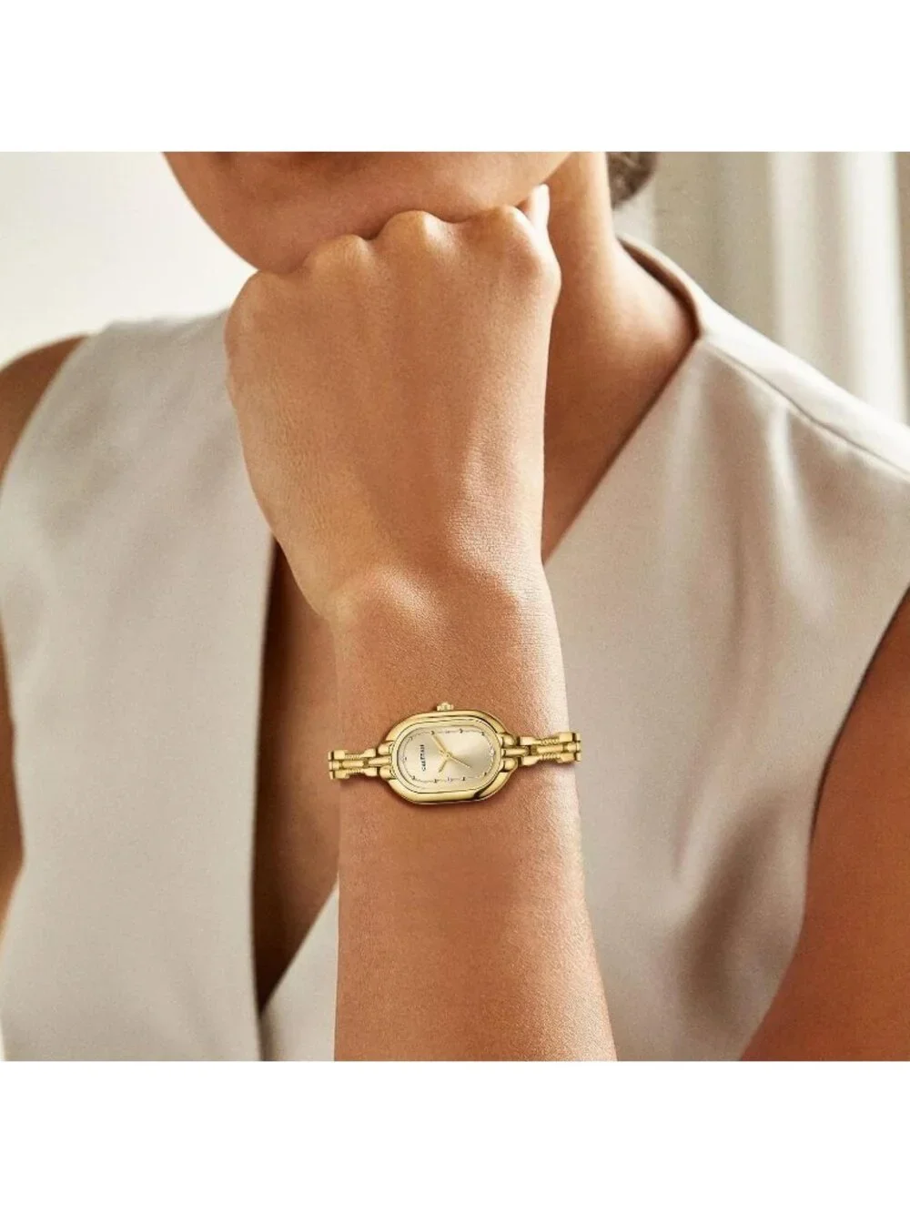 Women's Diamond Gold Dainty Bangle Vintage Bracelet Numeral Dial Wrist Watch